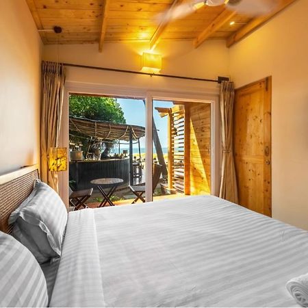 Morii By The Sea - Morjim Beach Exterior photo